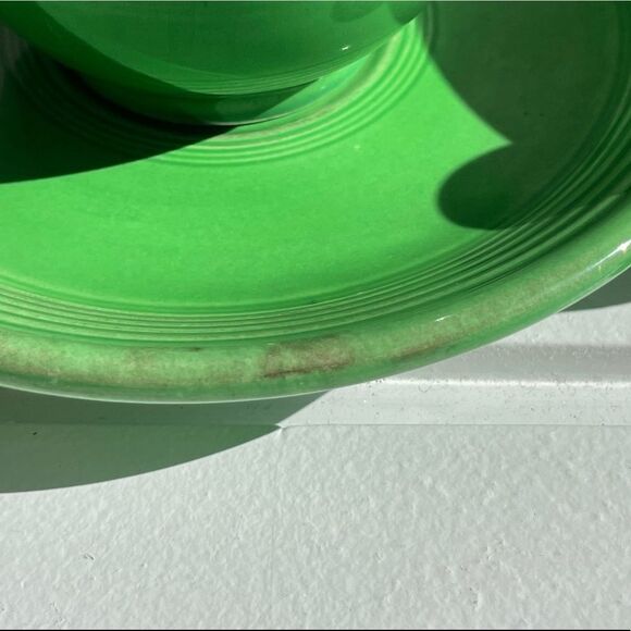 Fiesta Fiestaware Set of 2 Vintage 1959 Medium Green Glaze 6” Saucers & Teacups - Picture 6 of 12